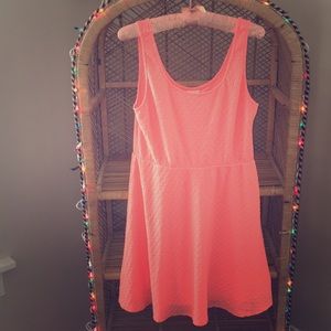🍑 L/G Adorable peach sundress!